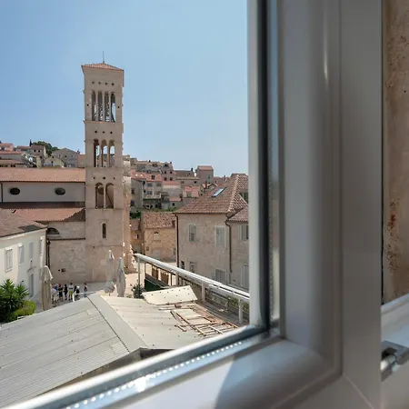 Main Square Loft - Zf Hvar *