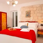 Main Square Loft - Zf Hvar 公寓