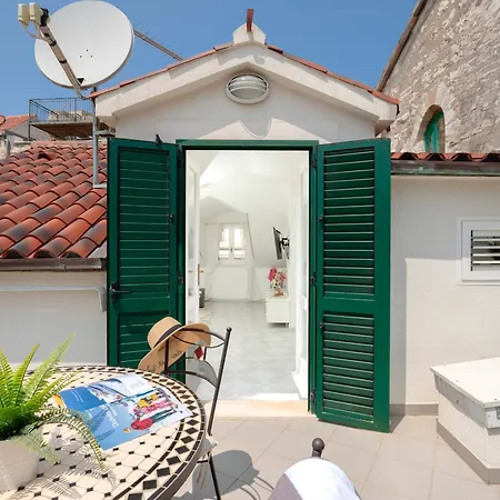 Main Square Loft - Zf Hvar 赫瓦尔